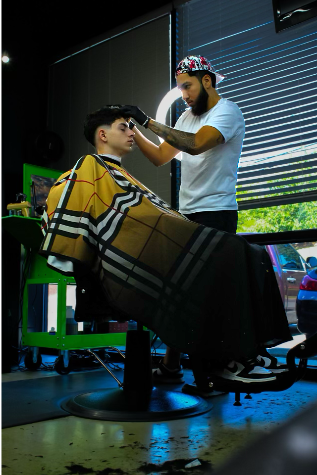 Montoya’s Barbershop