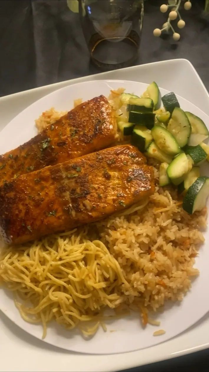 Fresh salmon hibachi plate