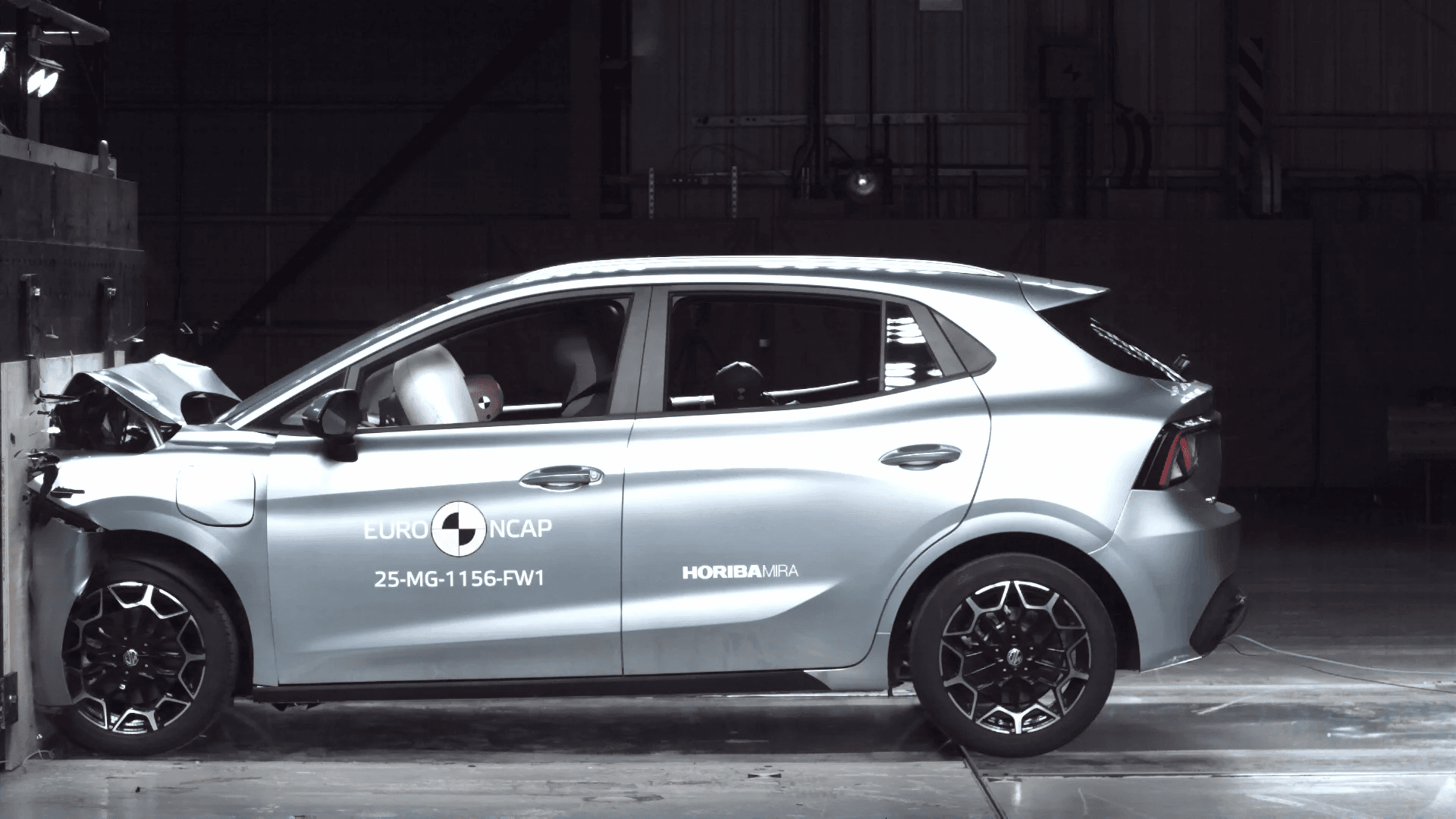 MG4 Urban faisant les crashs tests à l'EuroNCAP