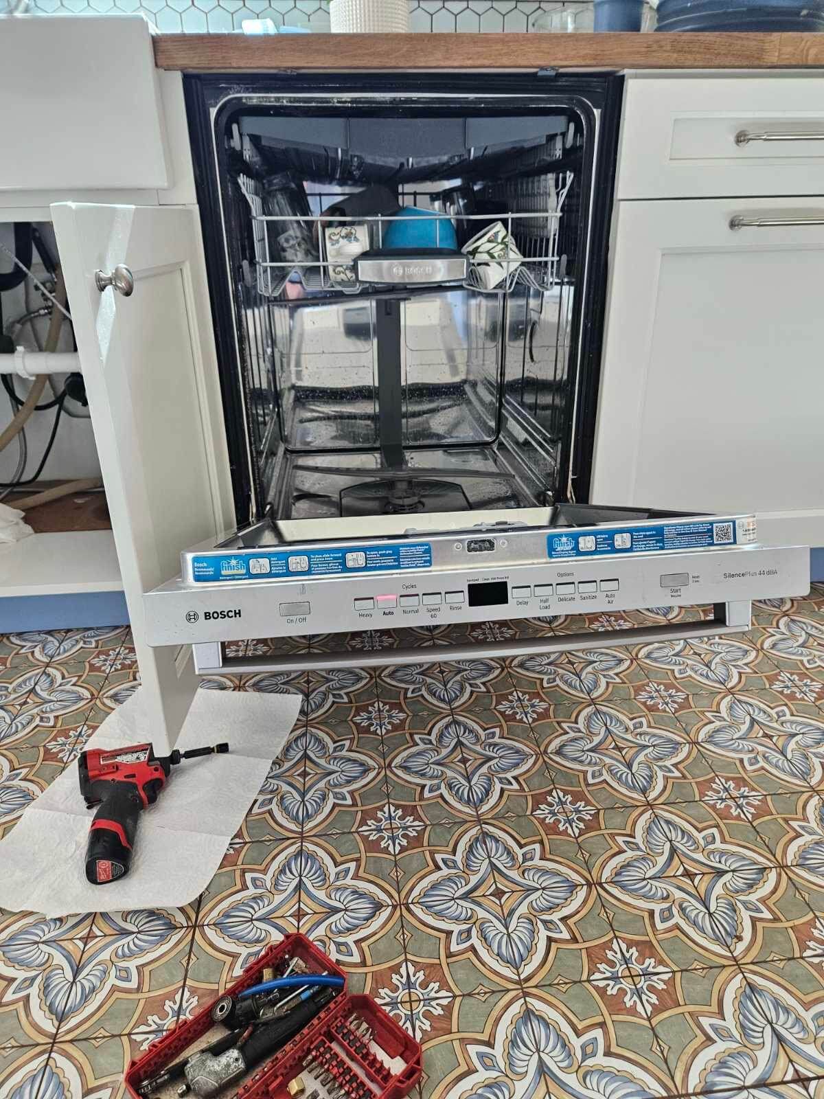 Whirlpool installation dishwasher in Sherman Oaks