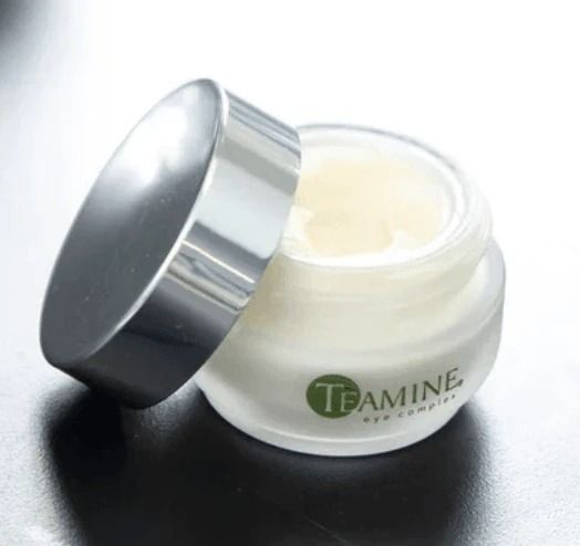 Foto del TEAMINE EYE complete de PARS donde sabemos cuál es la mejor crema para cicatrices de cirugía estética Foto del TEAMINE EYE complete de PARS donde sabemos cuál es la mejor crema para cicatrices de cirugía estética