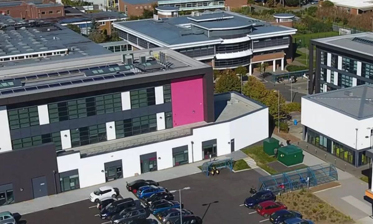 Isle of Wight College