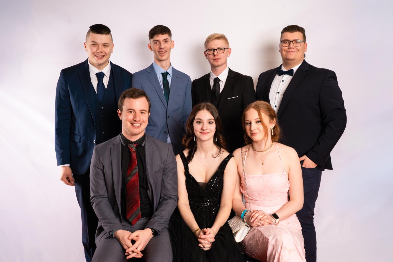 mobiles fotostudio beim maturaball der htl wels für familien und maturanten mobiles fotostudio beim maturaball der htl wels für familien und maturanten