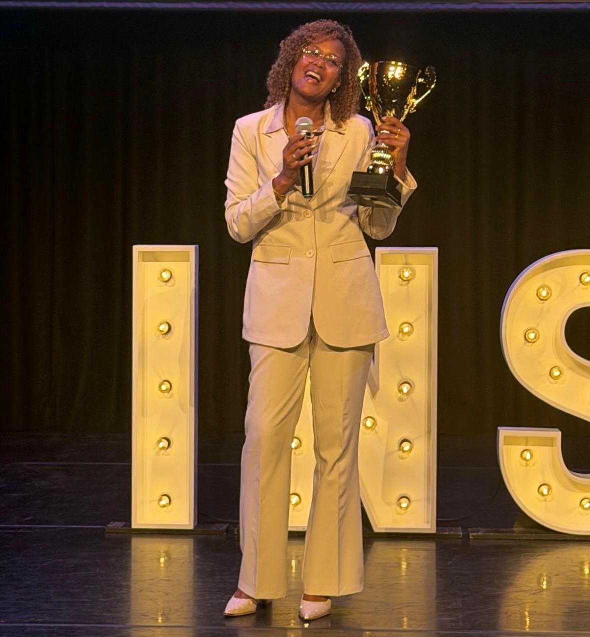 Valerie Kross is LEFWIJF van het JAAR 2026!