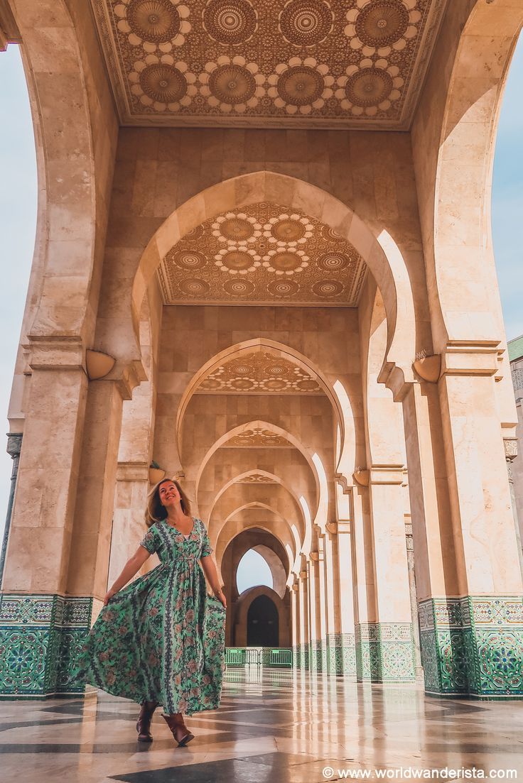 A solo female traveler enjoying the tour to Hassan2 mosque in Casablanca 