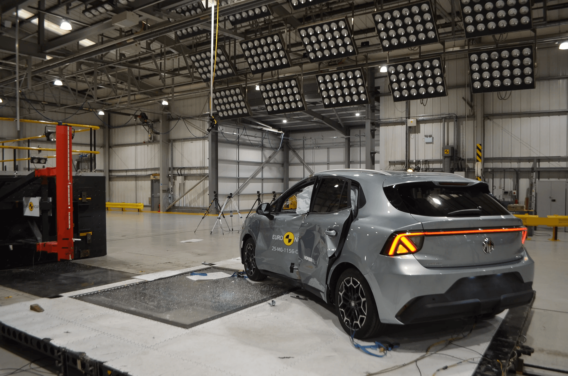 MG4 Urban faisant les crashs tests à l'EuroNCAP