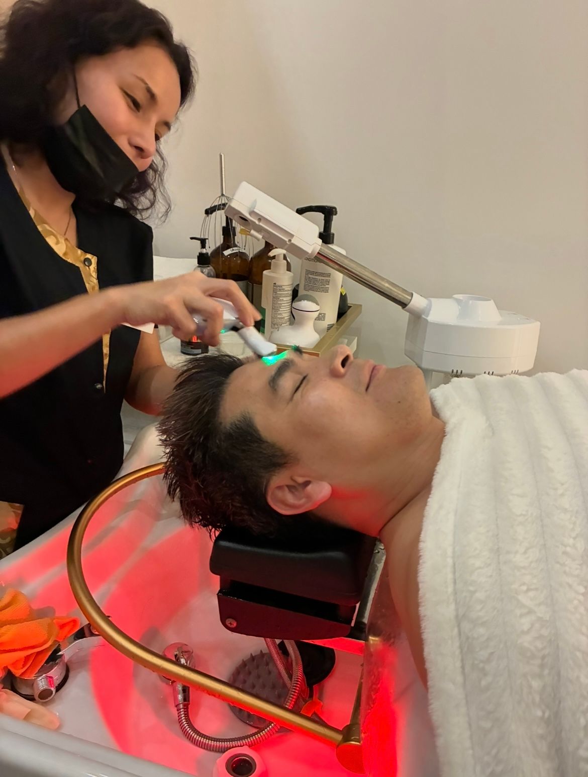 sunblock and cream service at a local head spa in artesia california sunblock and cream service at a local head spa in artesia california