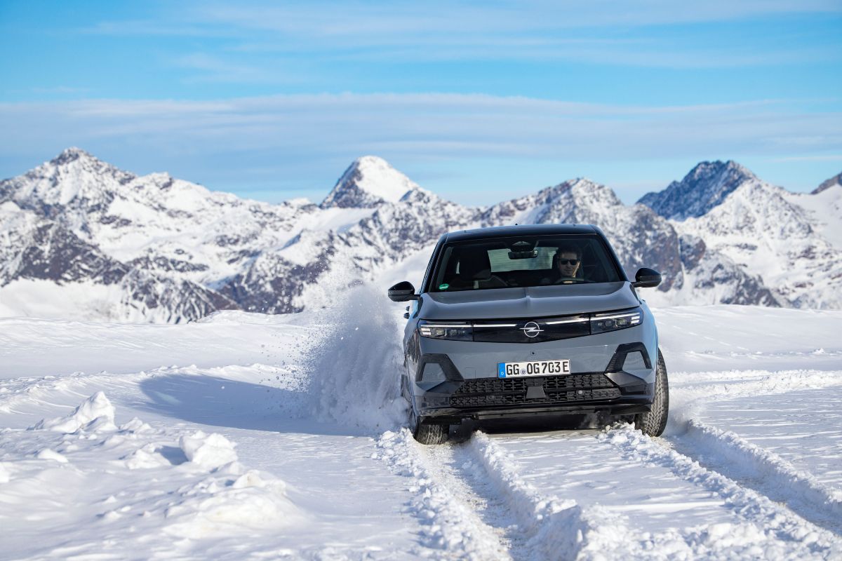 Opel Grandland Electric AWD