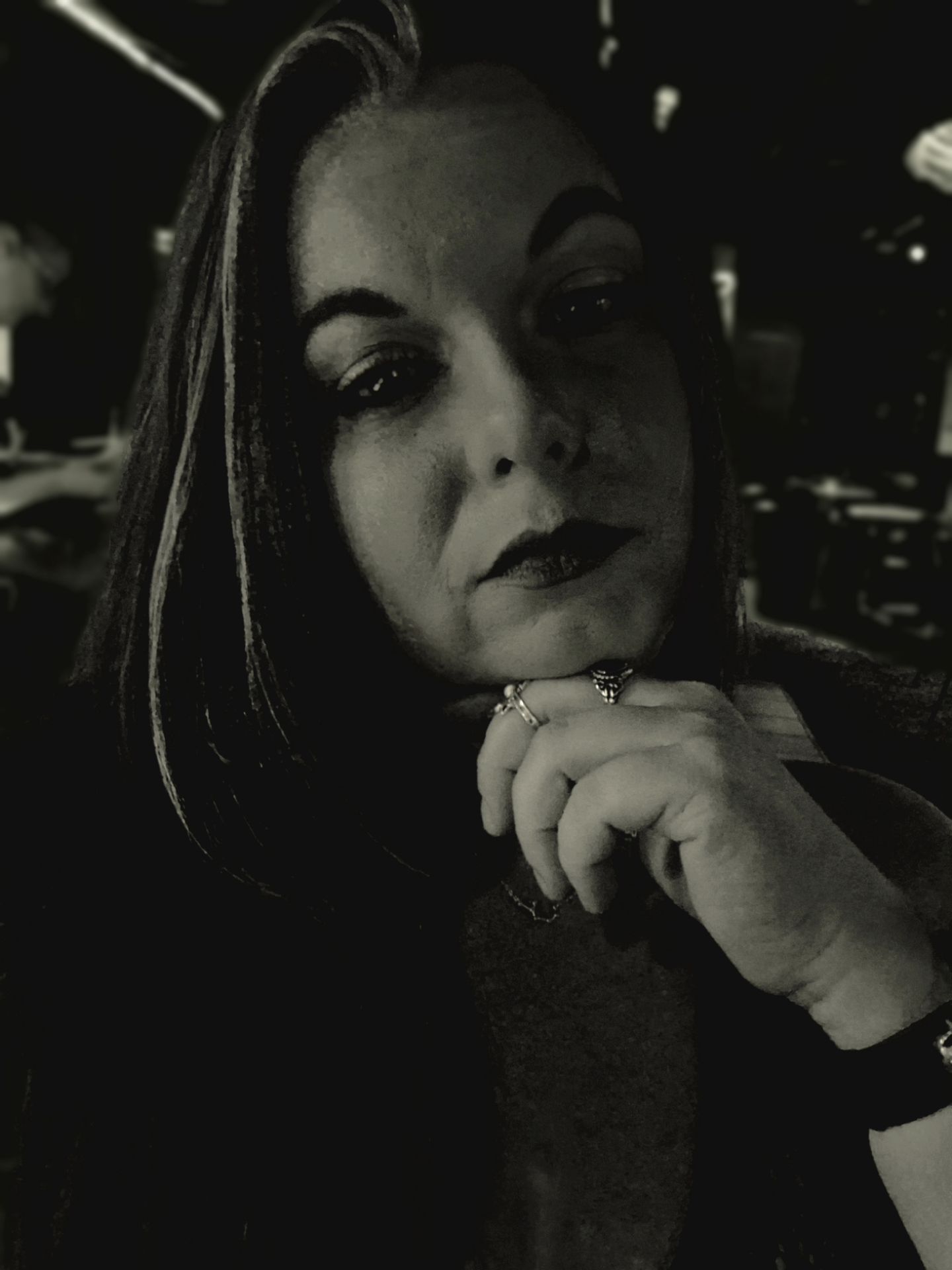 Cheeky selfie inviting readers into a post about overcoming burnout, embracing failures, and navigating side hustles.