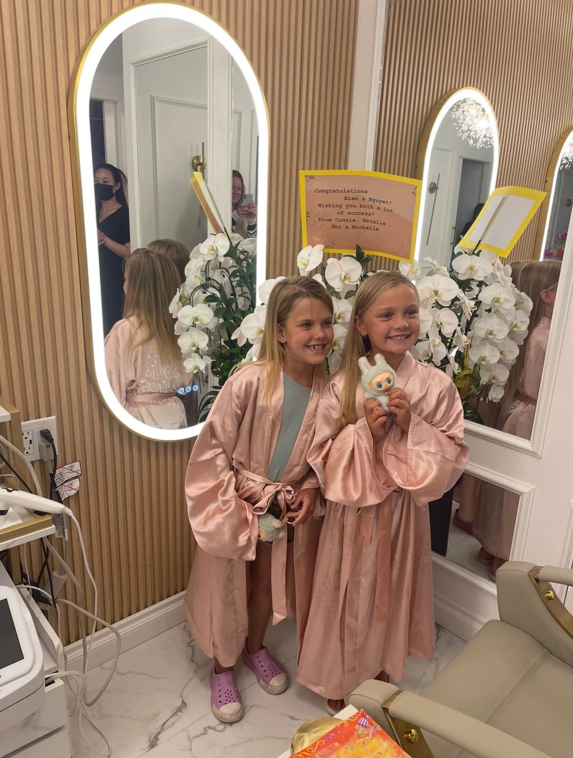 smiling faces at a local head spa in Artesia smiling faces at a local head spa in Artesia