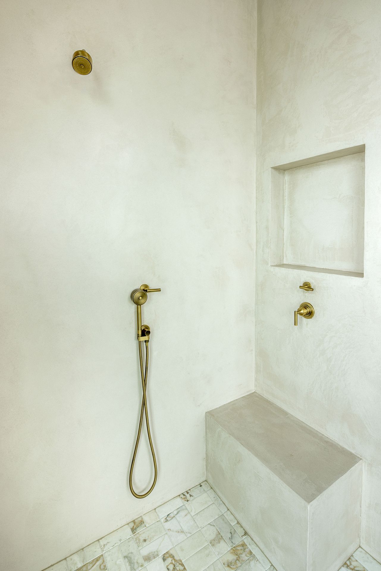 plaster application plaster application