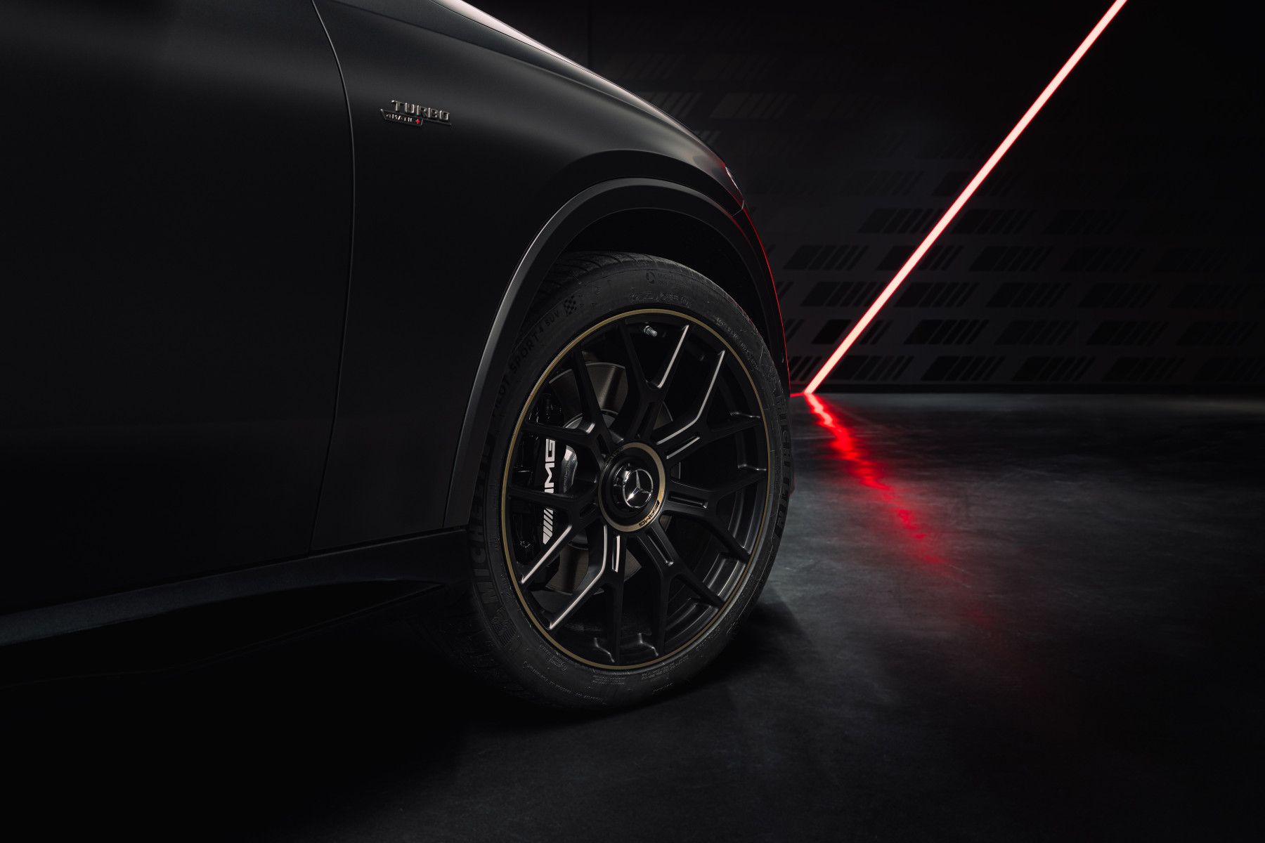 Mercedes-AMG GLC 53 4MATIC+ Mercedes-AMG GLC 53 4MATIC+