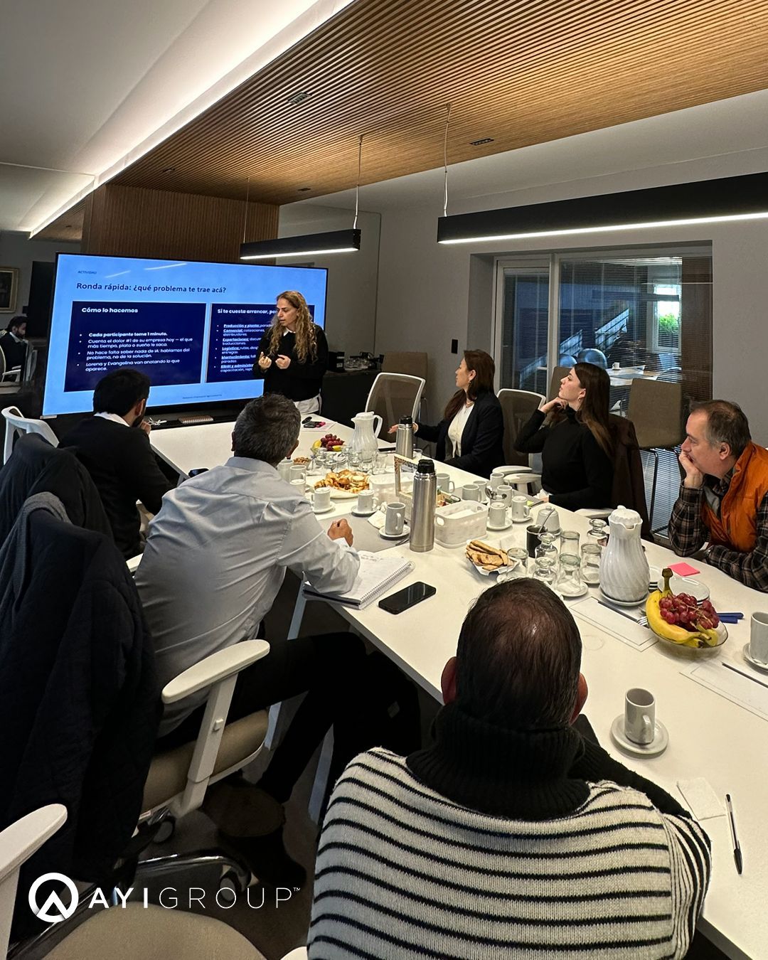 Presentación durante el Desayuno de Negocios sobre Inteligencia Artificial