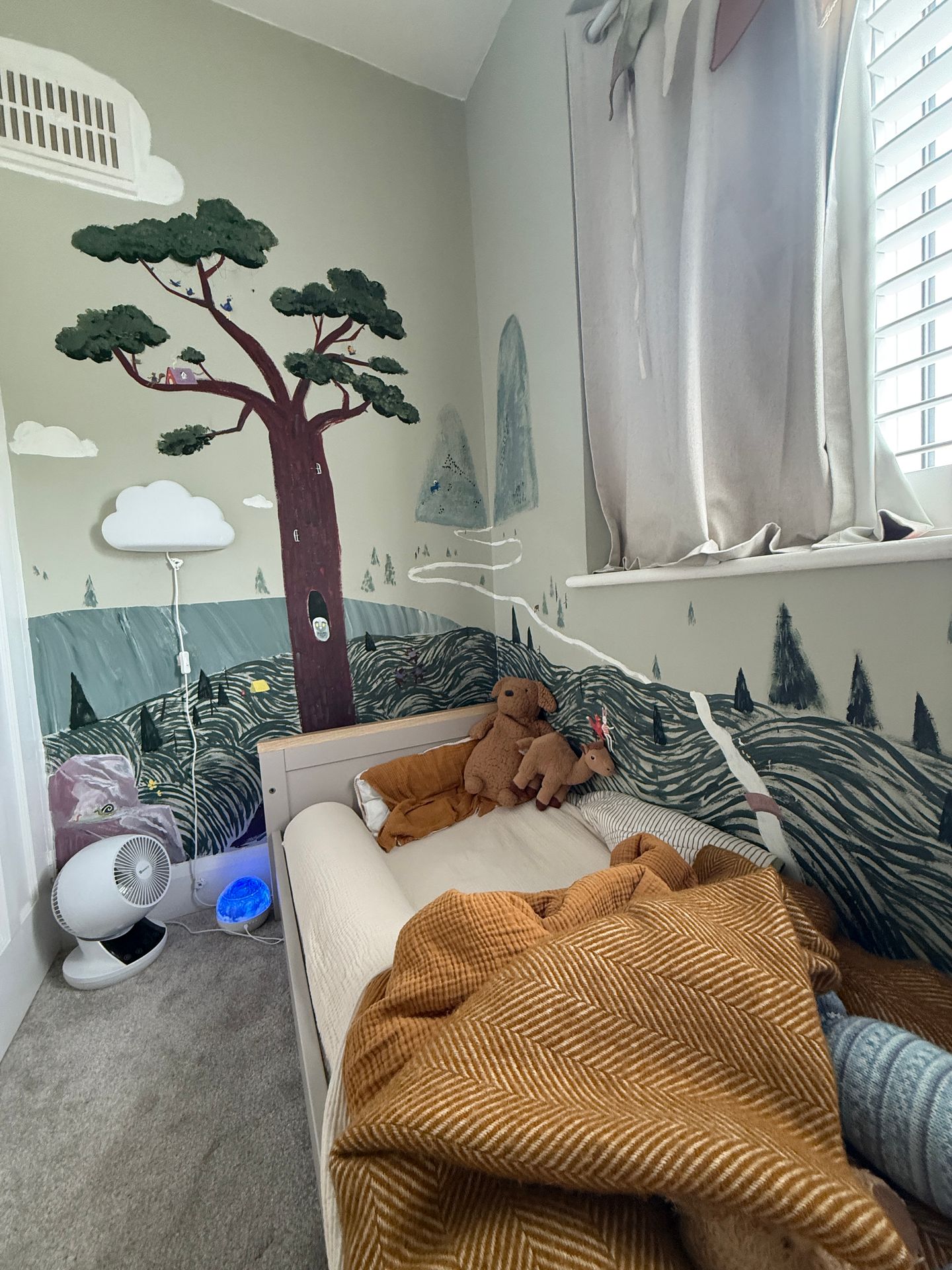 Children's room mural — painted by Jane the Stranger