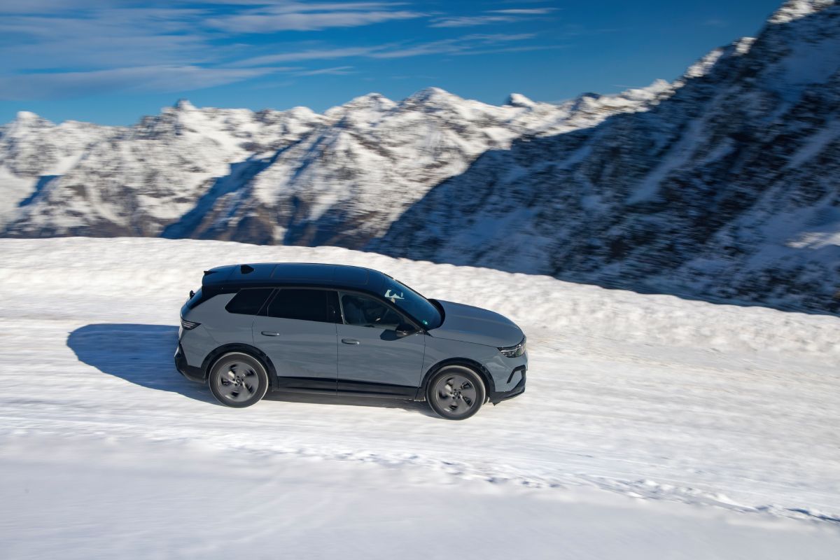 Opel Grandland Electric AWD