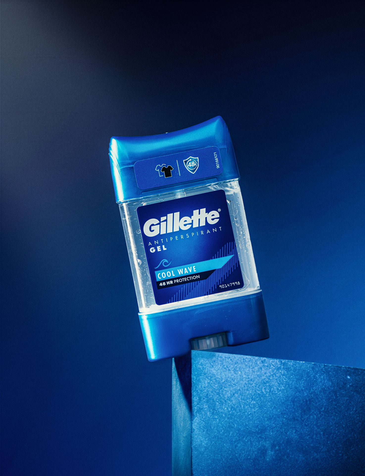 Product photography of Gillette Cool Wave shot by Zeid Alsayid, showcasing cinematic lighting, advanced color grading, and AI-enhanced texture refinement.