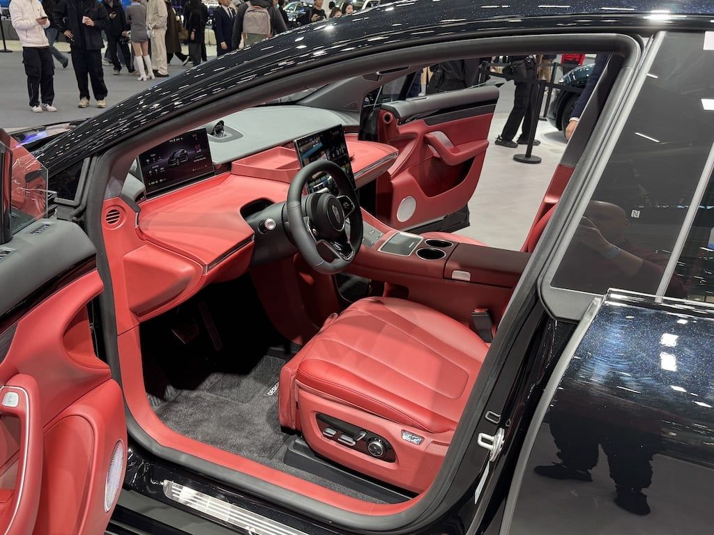 Intérieur de la Luxeed R7