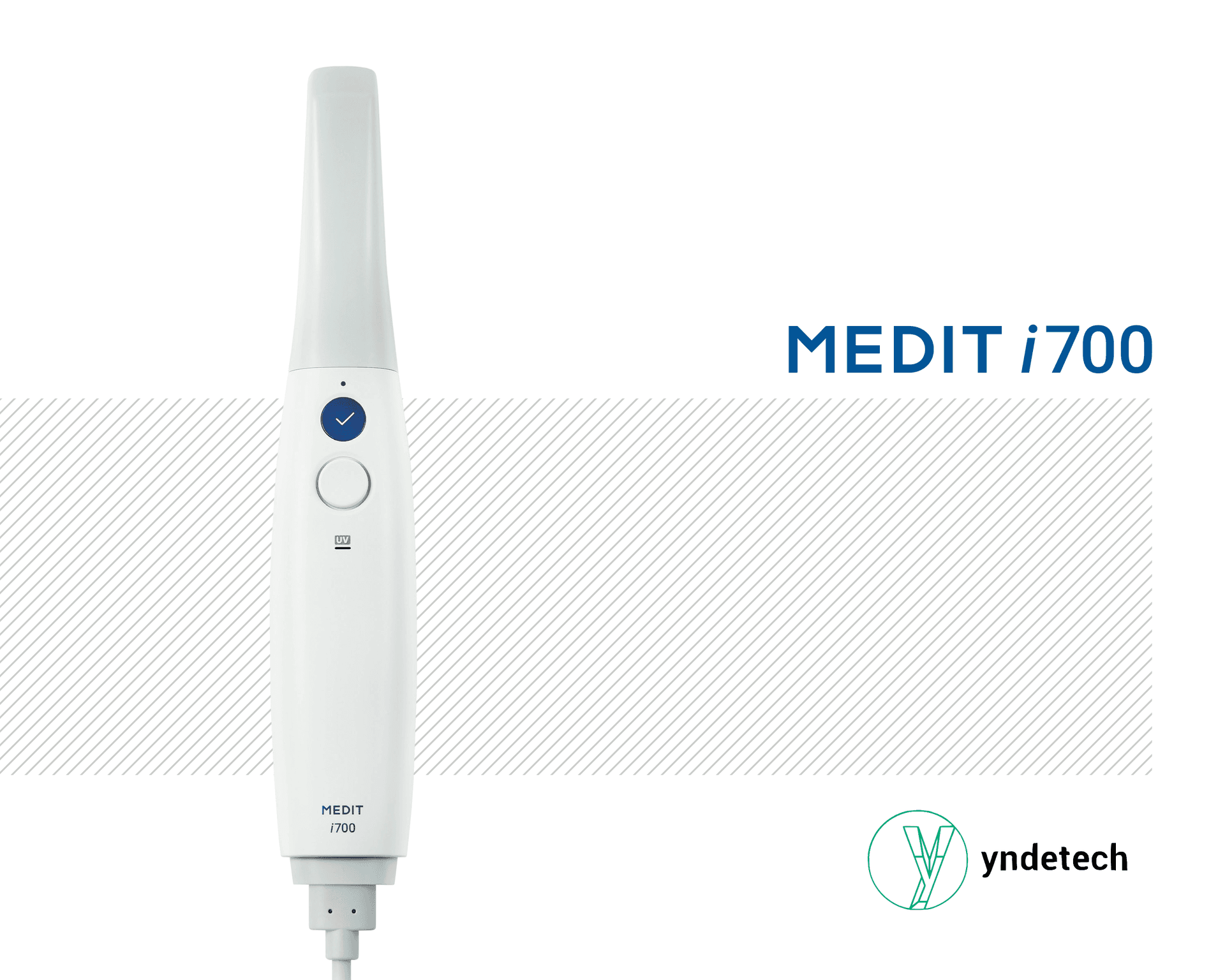 Dentist performing 3D oral scanning with an intraoral scanner in a modern dental clinic. Concept dental technology, 3D scanning, professional care, modern dentistry.