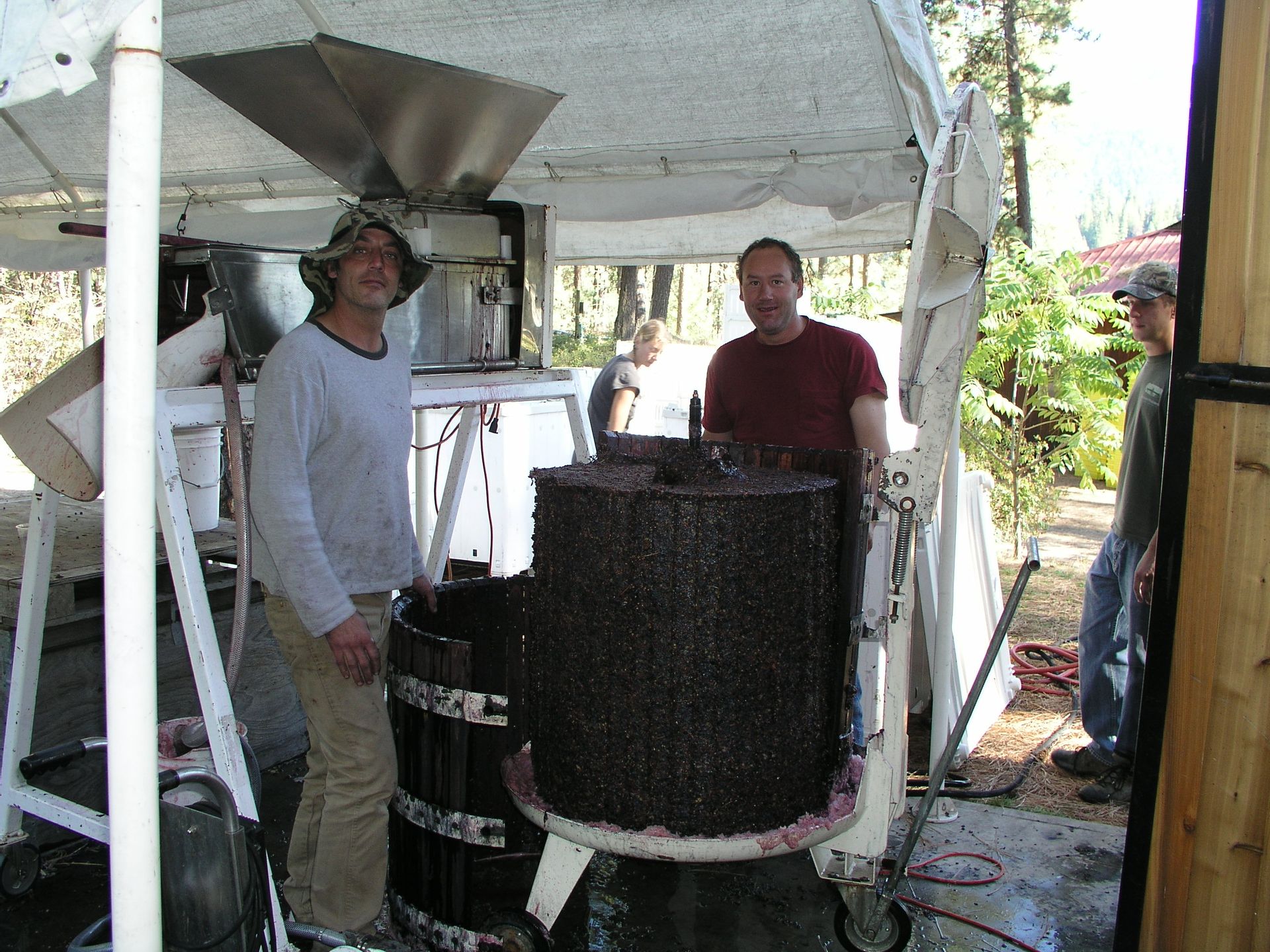 Discover Weddings & BnB at China Bend Winery in Kettle Falls