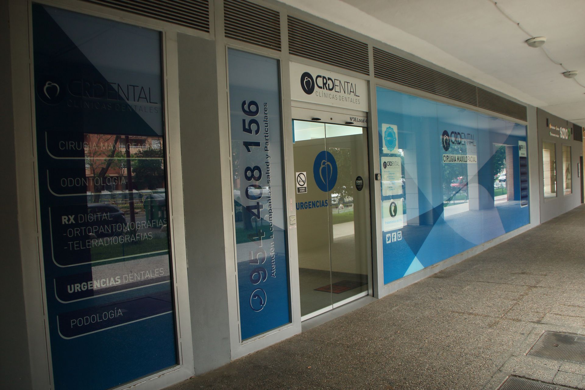 CRD Clínicas Dentales