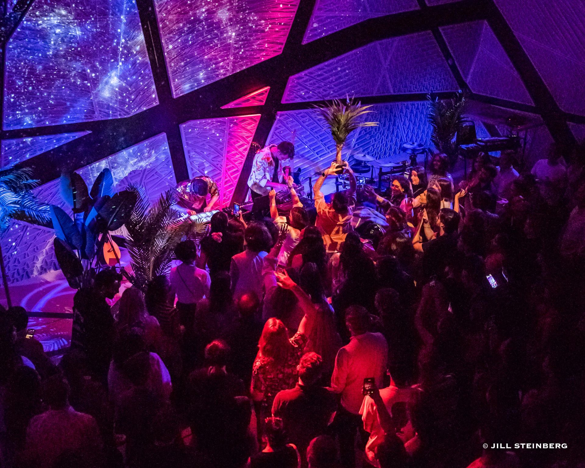 廣末勝巳　COSMIC NOSTALGiA Experience Cosmic Gardens: A Sensory Musical Journey