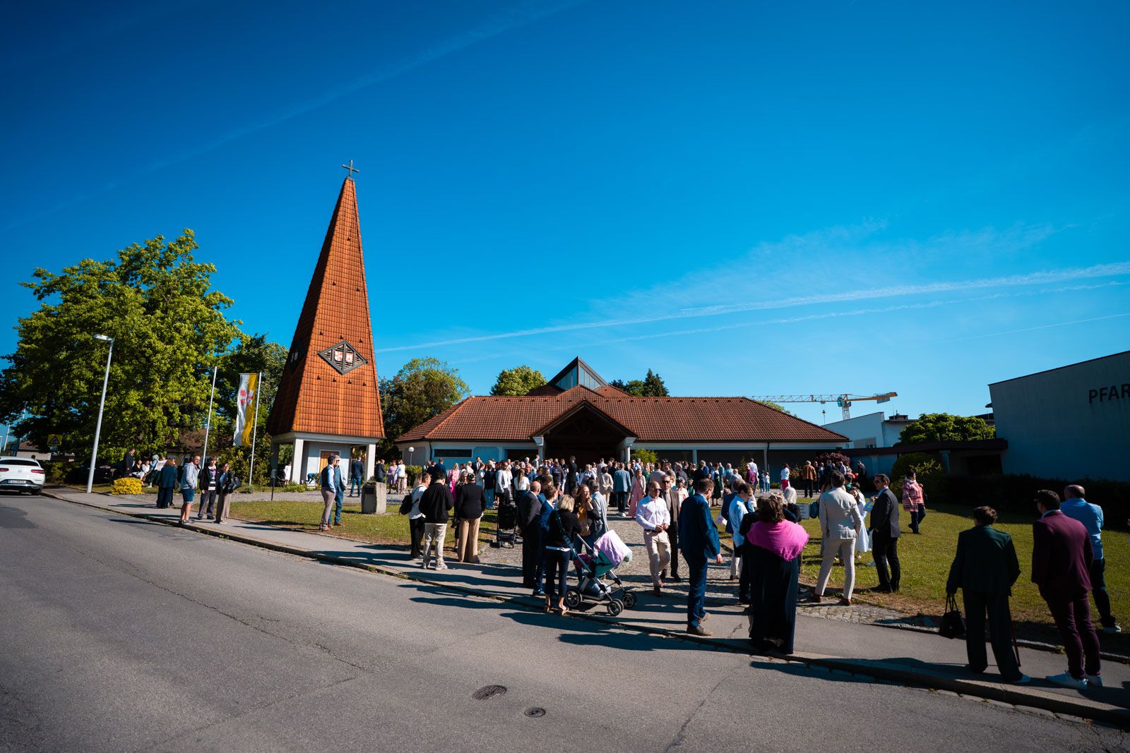Pfarrkirche St Paul zu Pichling bei der Erstkommunion 2026 in Linz