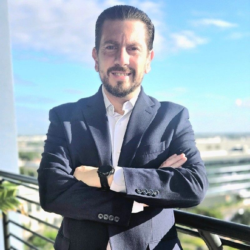 Paulo Lara, founder of PAVALI, business consultant in Miami