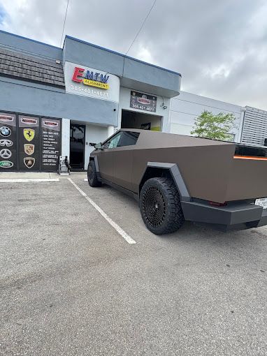 EV Tire shop, Tesla tire Replacement Miami 