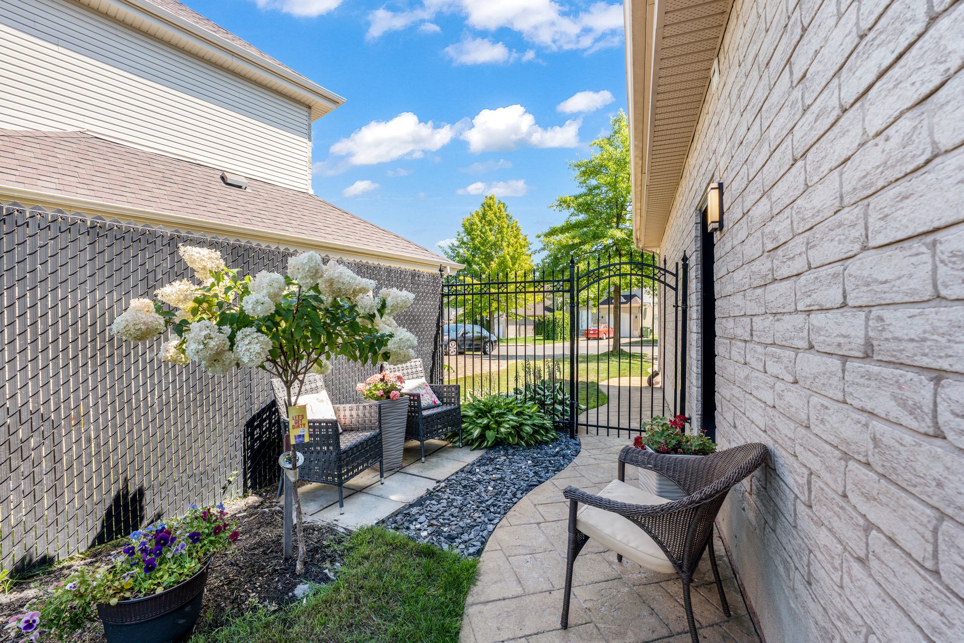 montreal travel montreal travel