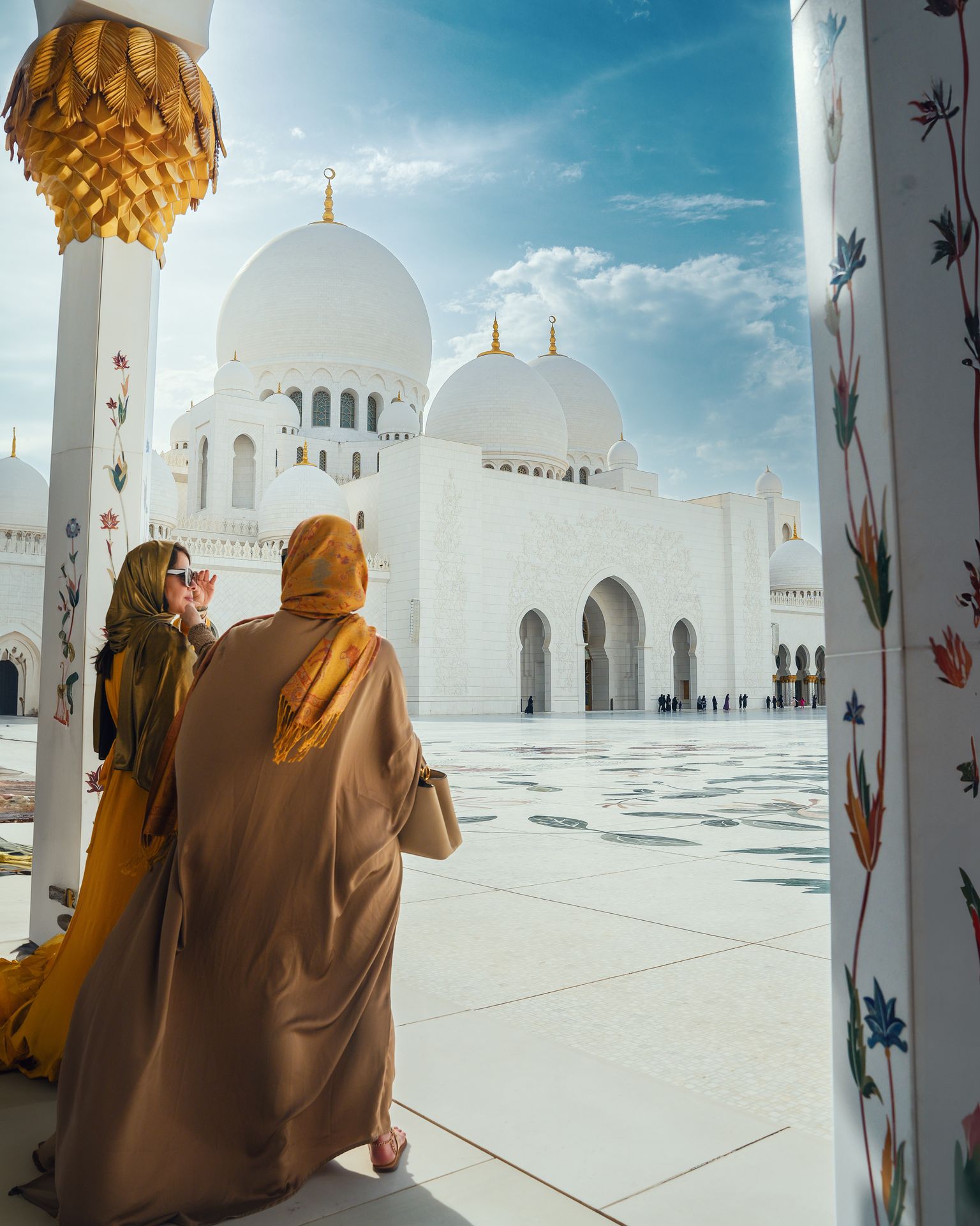 Authentic UAE lifestyle and architecture photography captured by Zeid Alsayid, blending cultural storytelling with cinematic precision.