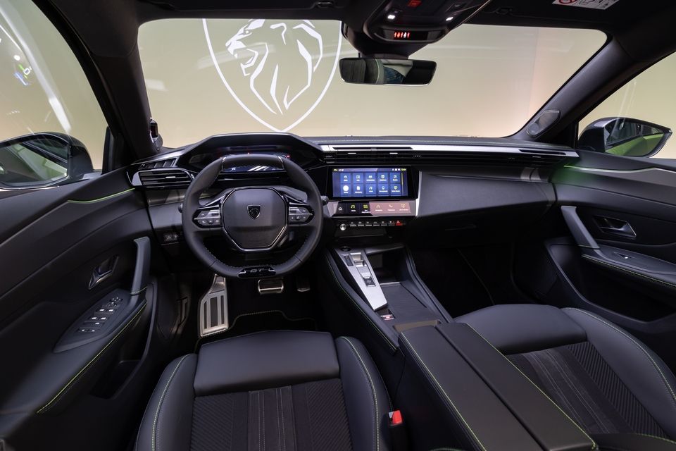 Intérieur Peugeot 408 restylée Intérieur Peugeot 408 restylée