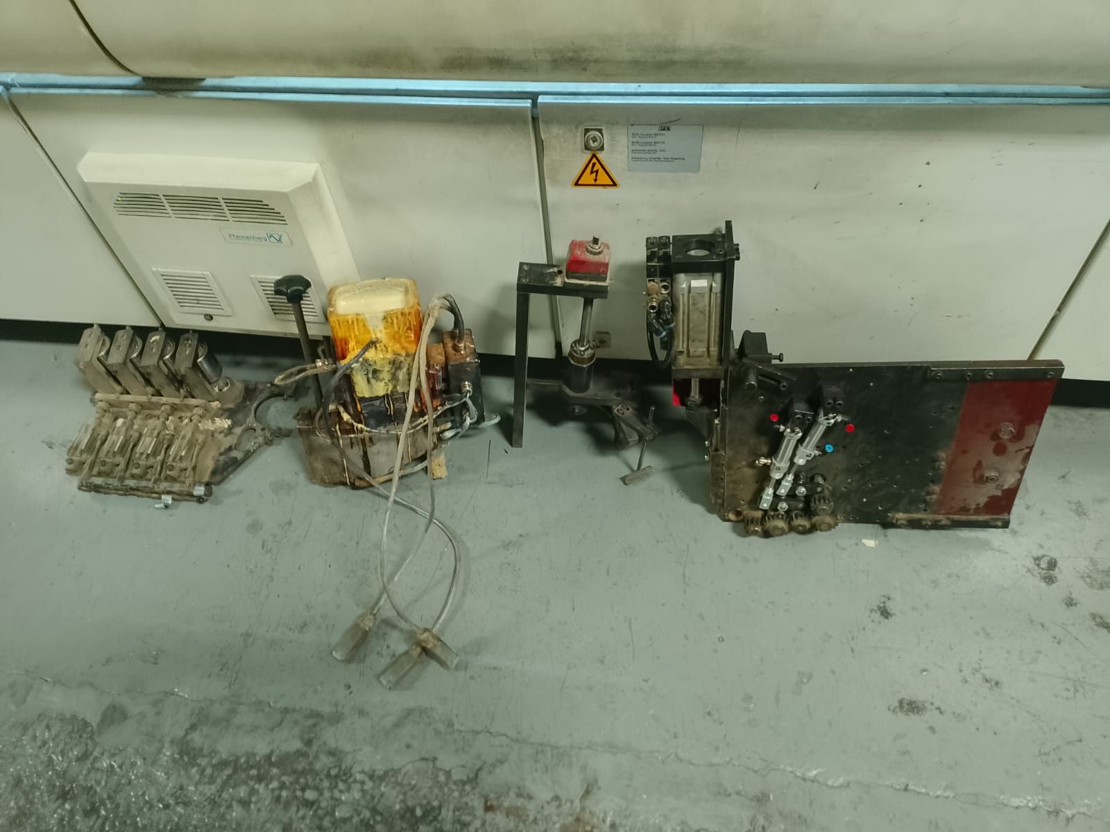 Gluepot refurbishment,  gluepot faults, glueing failure, glue drive failure, all gluepot repairs