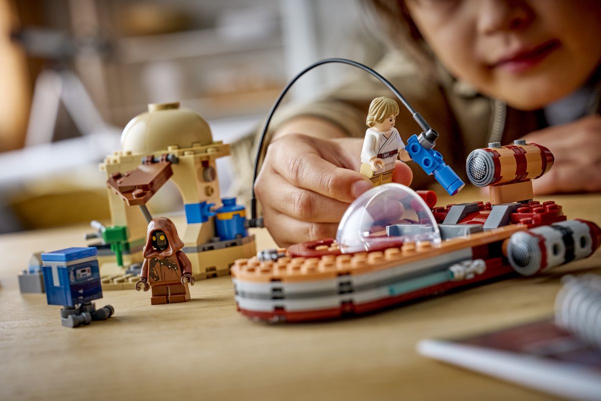 LEGO® Star Wars ™ SMART Play™ : Ensemble de construction Landspeeder™ de Luke
