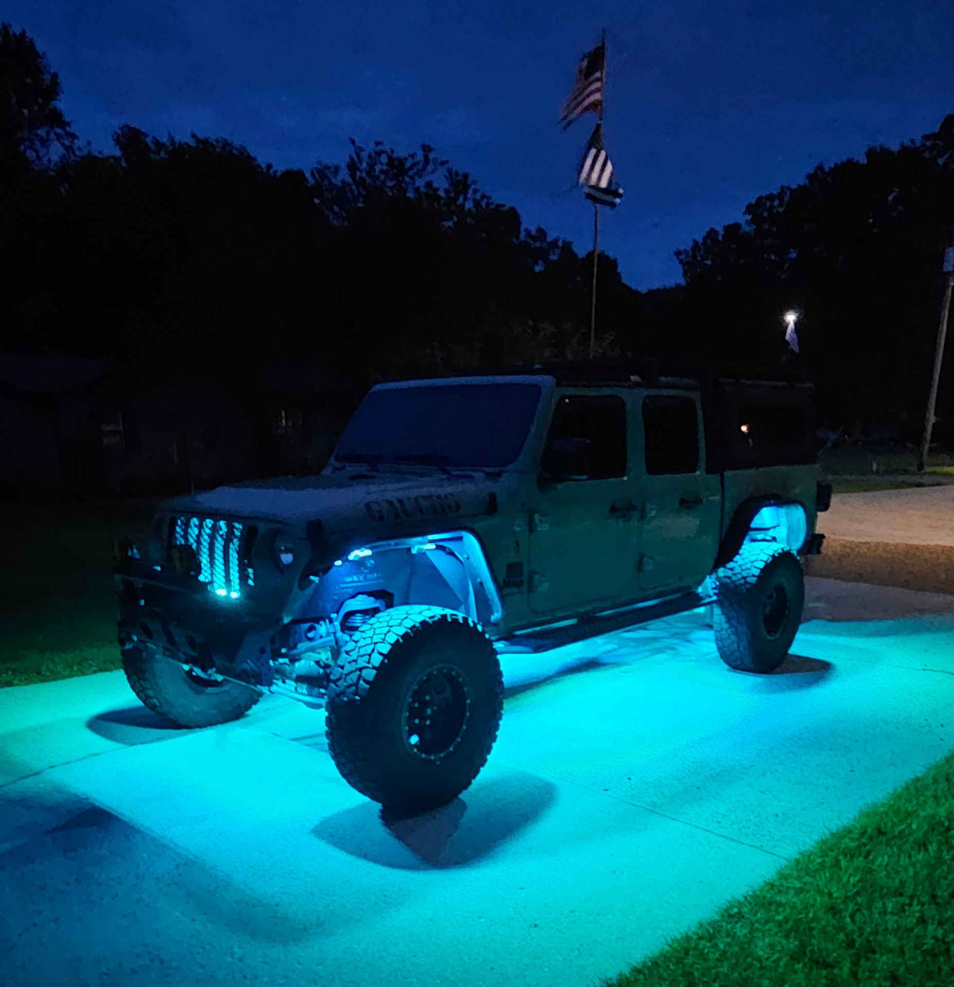 Jeep Gladiator rock light installation by Red White and Glow