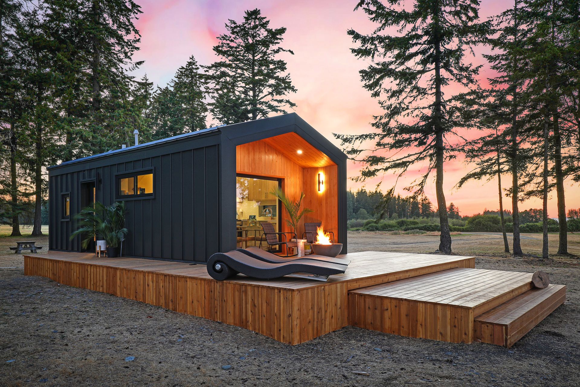 Squamish carriage house