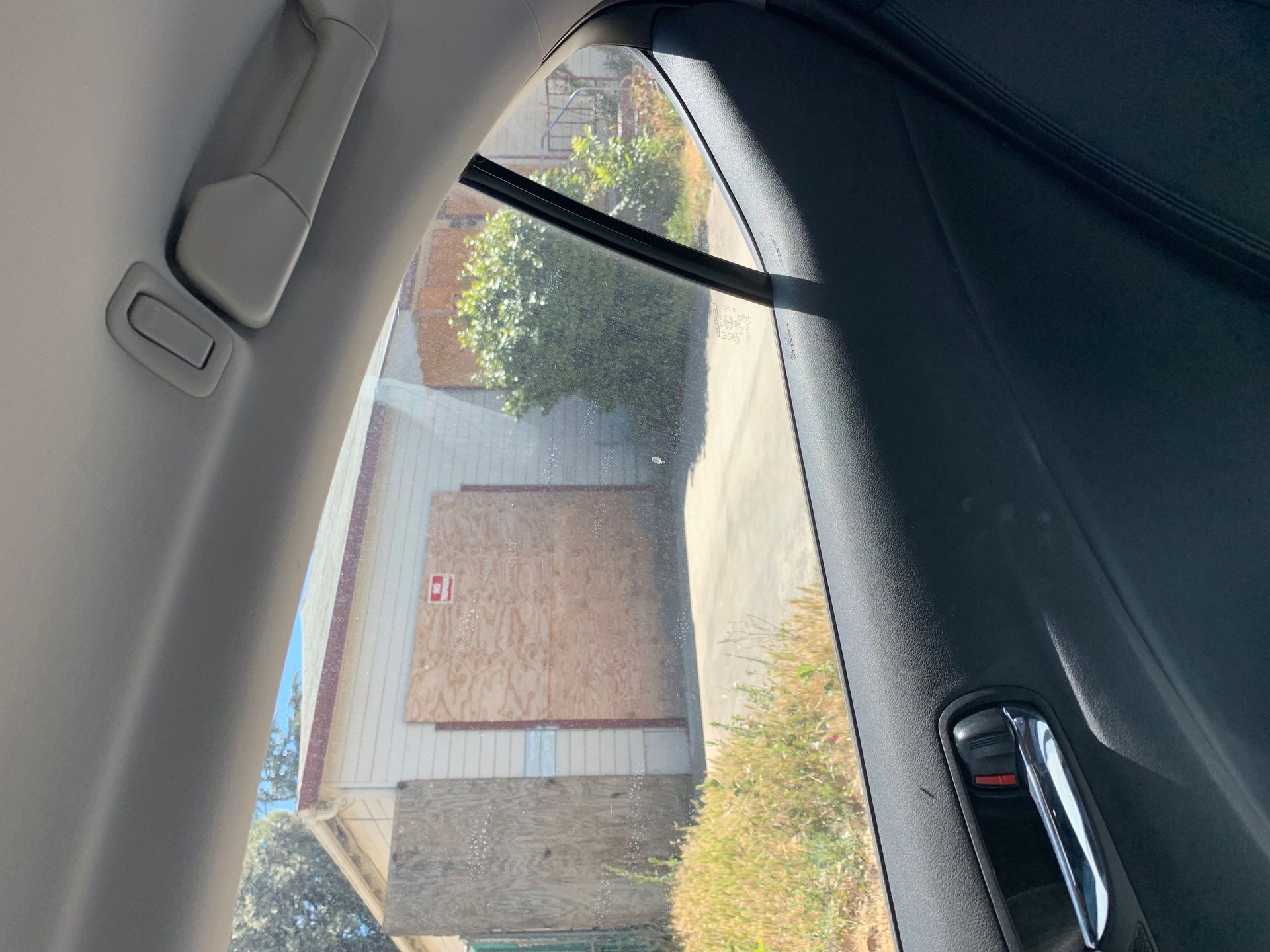 Abandoned, vacant, boarded up house in pre-forclosure in Antioch, CA