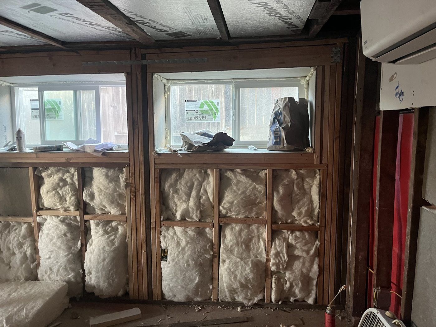 Vallejo project, photo 15: Wall insulation in progress