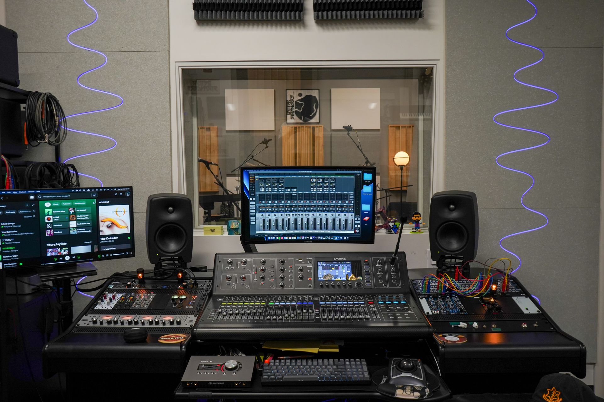 Real studio photo for Brain Damage Studios
