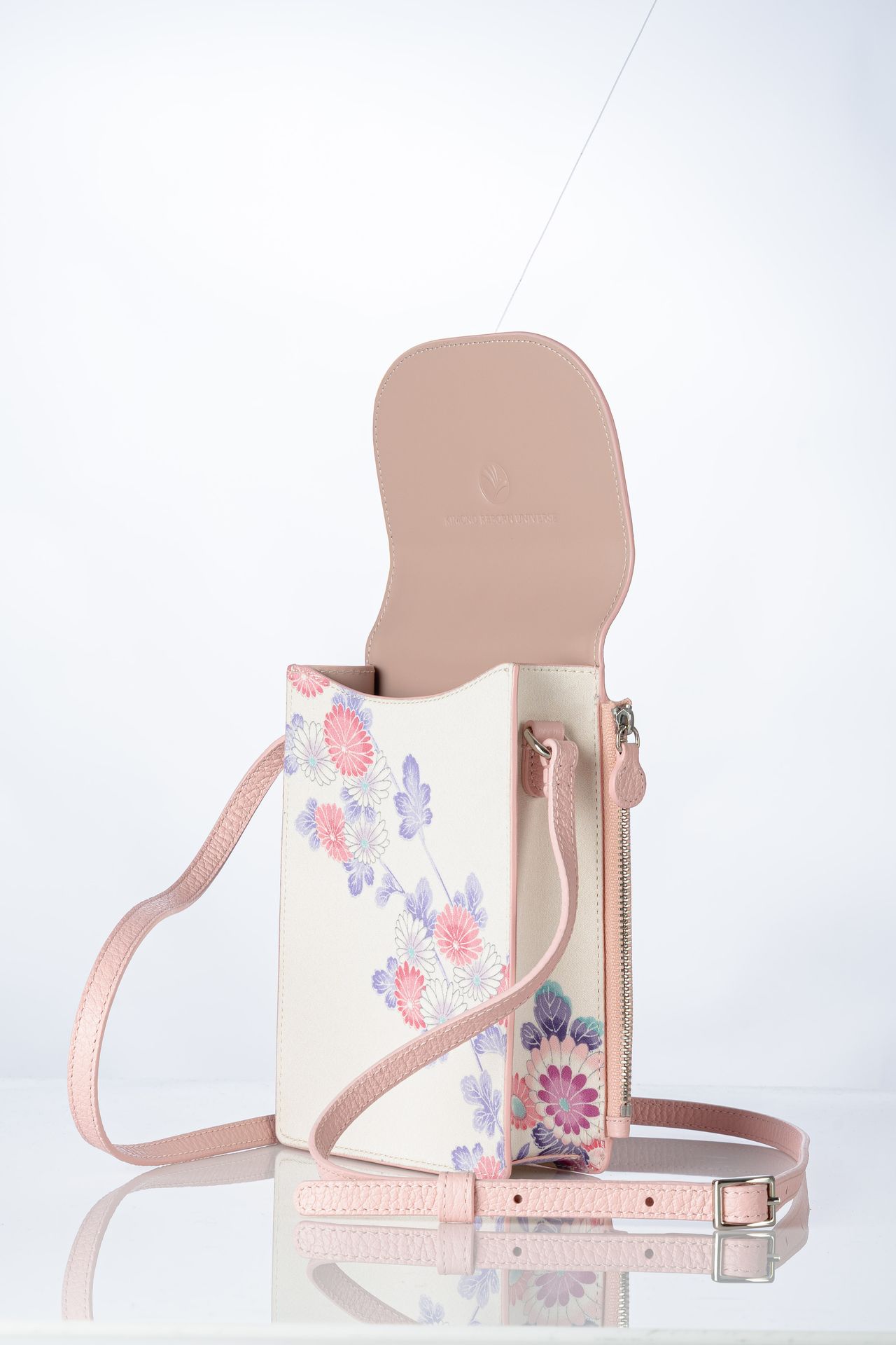 Kimono Reborn Universe Shoulder Bag made by Adiantes