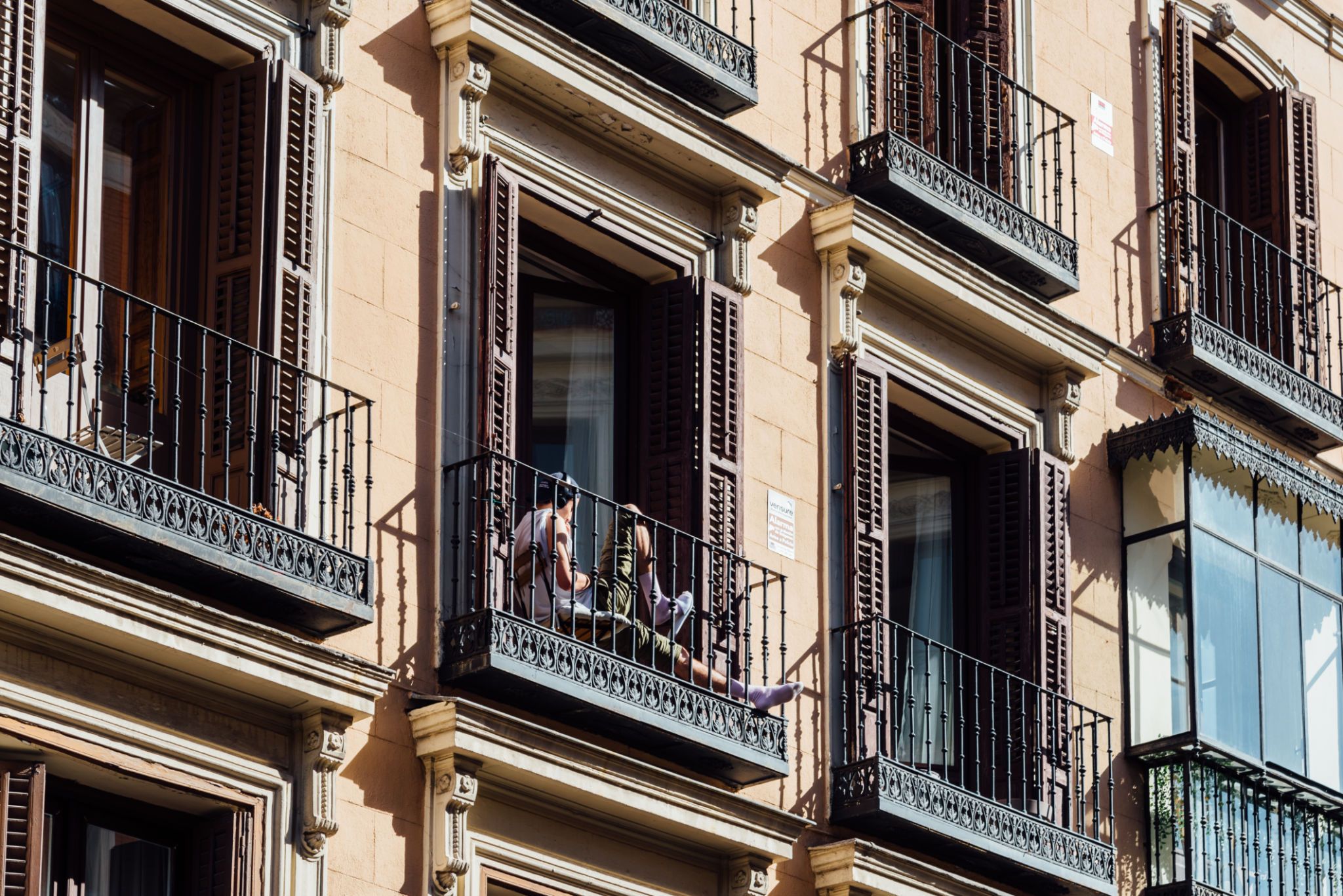 renting apartment Spain