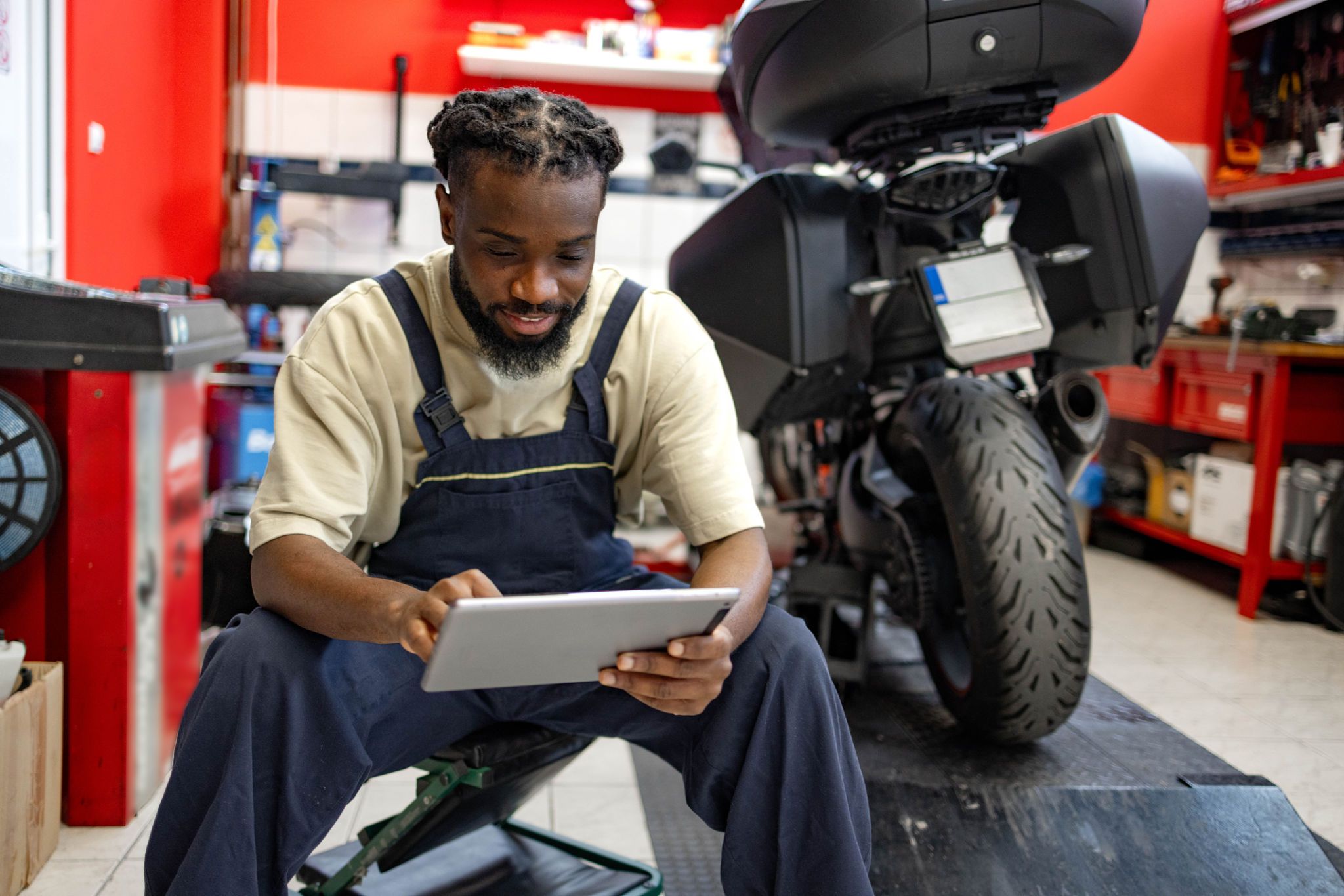 custom motorcycle workshop