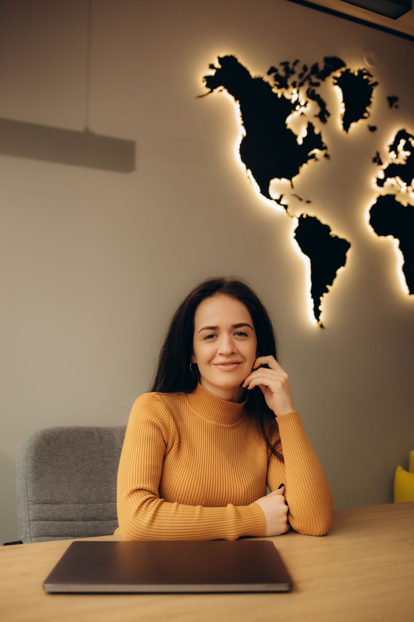 experienced travel agent