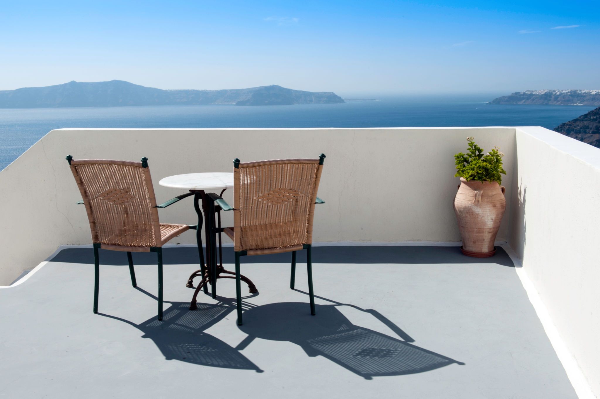 santorini hotel balcony