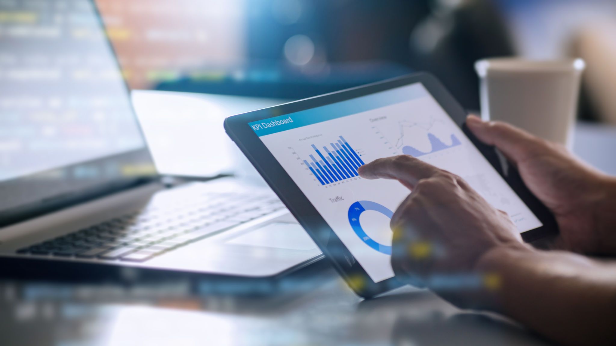 user checking analytics