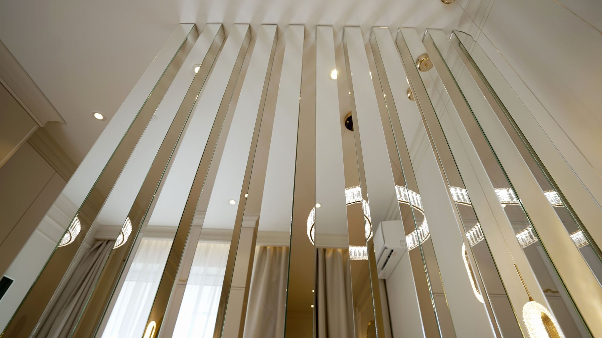 light colors mirrors