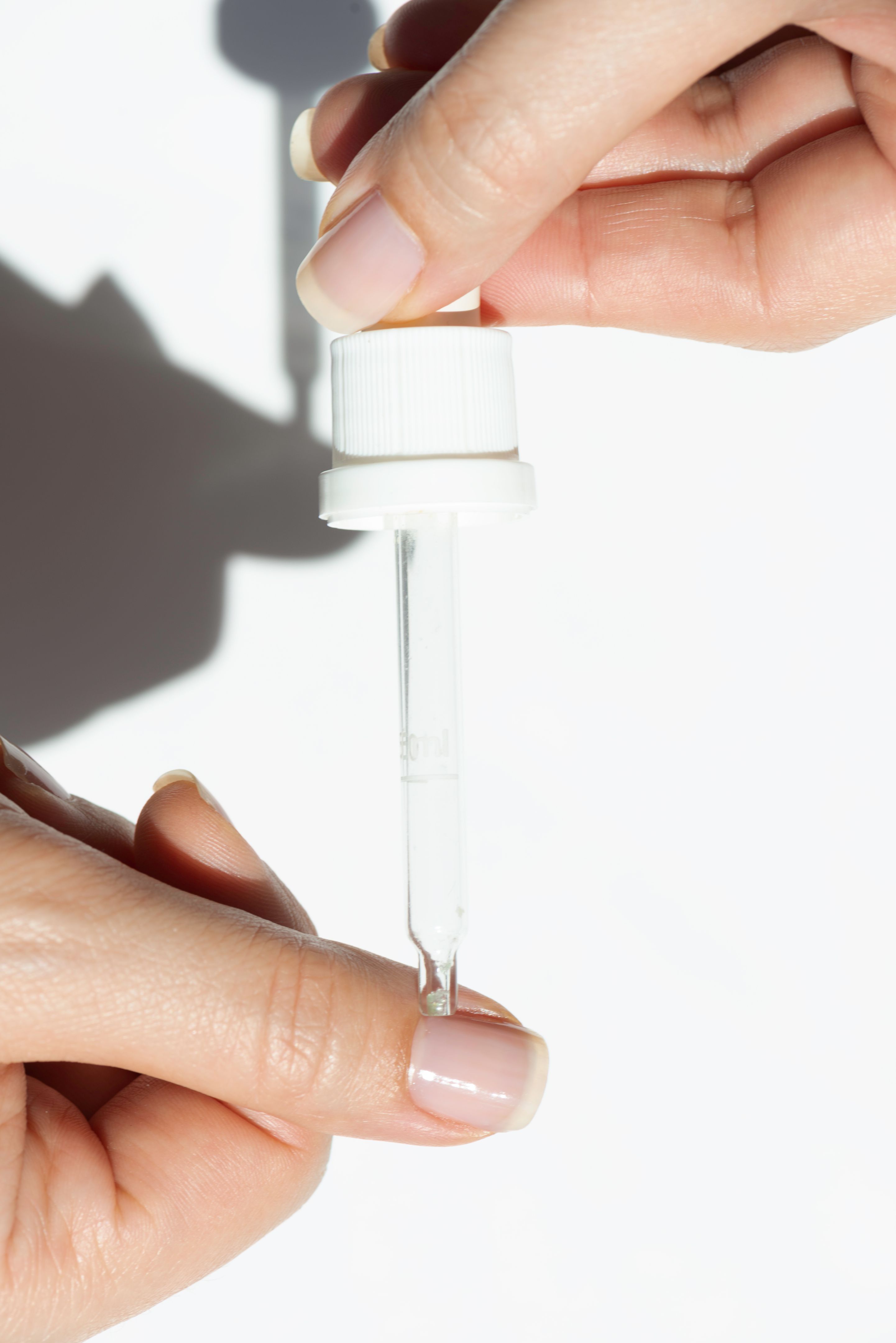 nail oil application