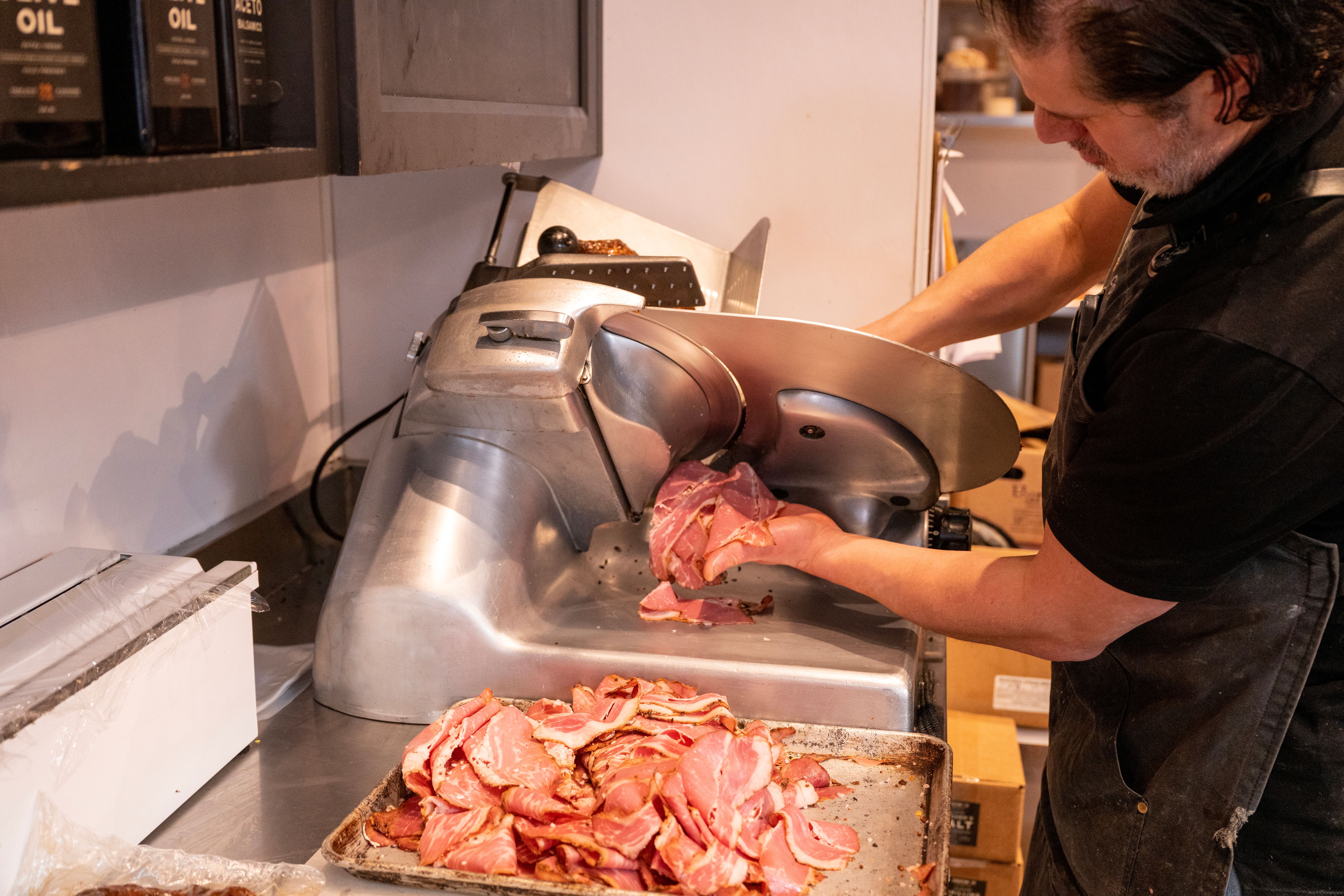precision meat slicing