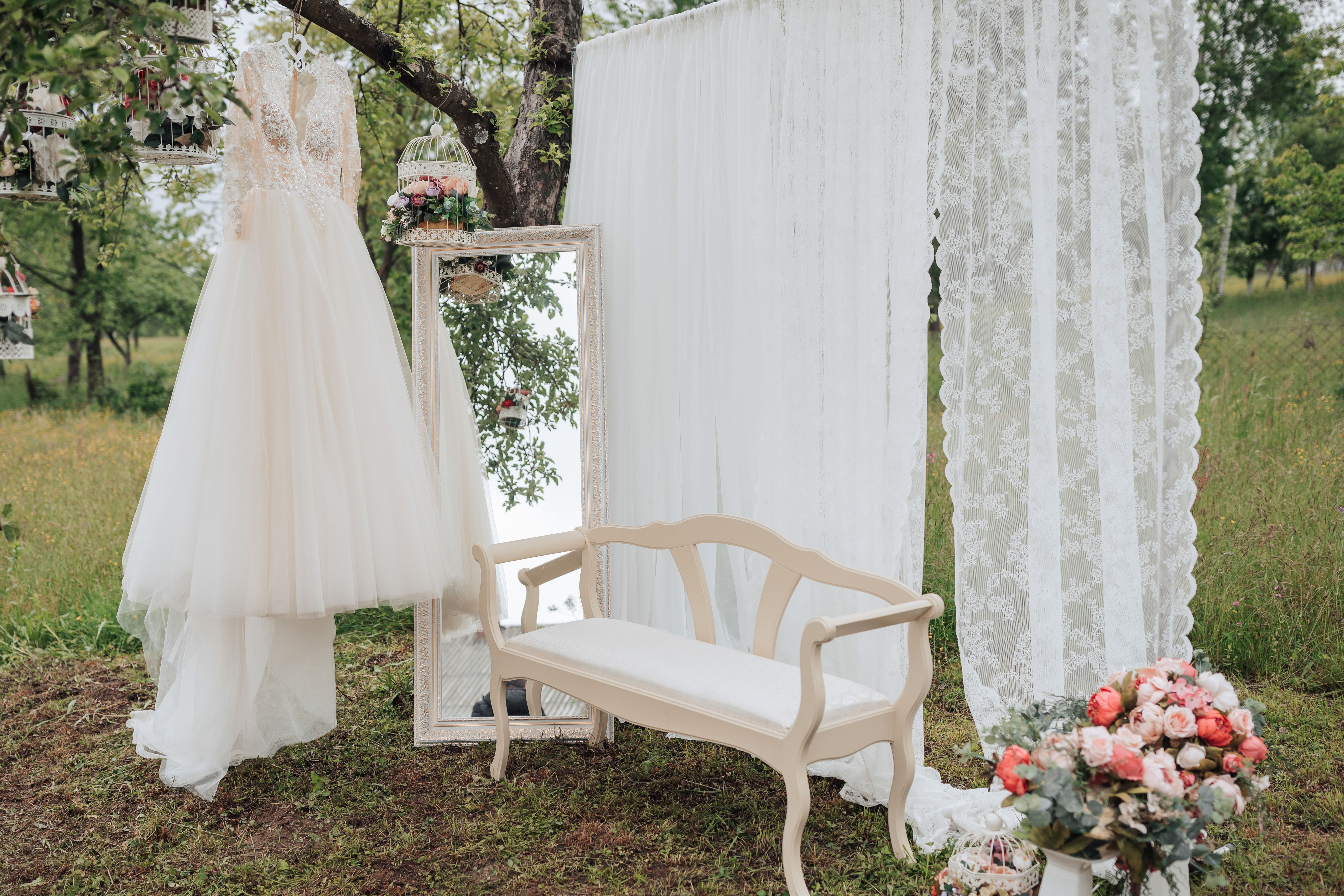 summer wedding booth