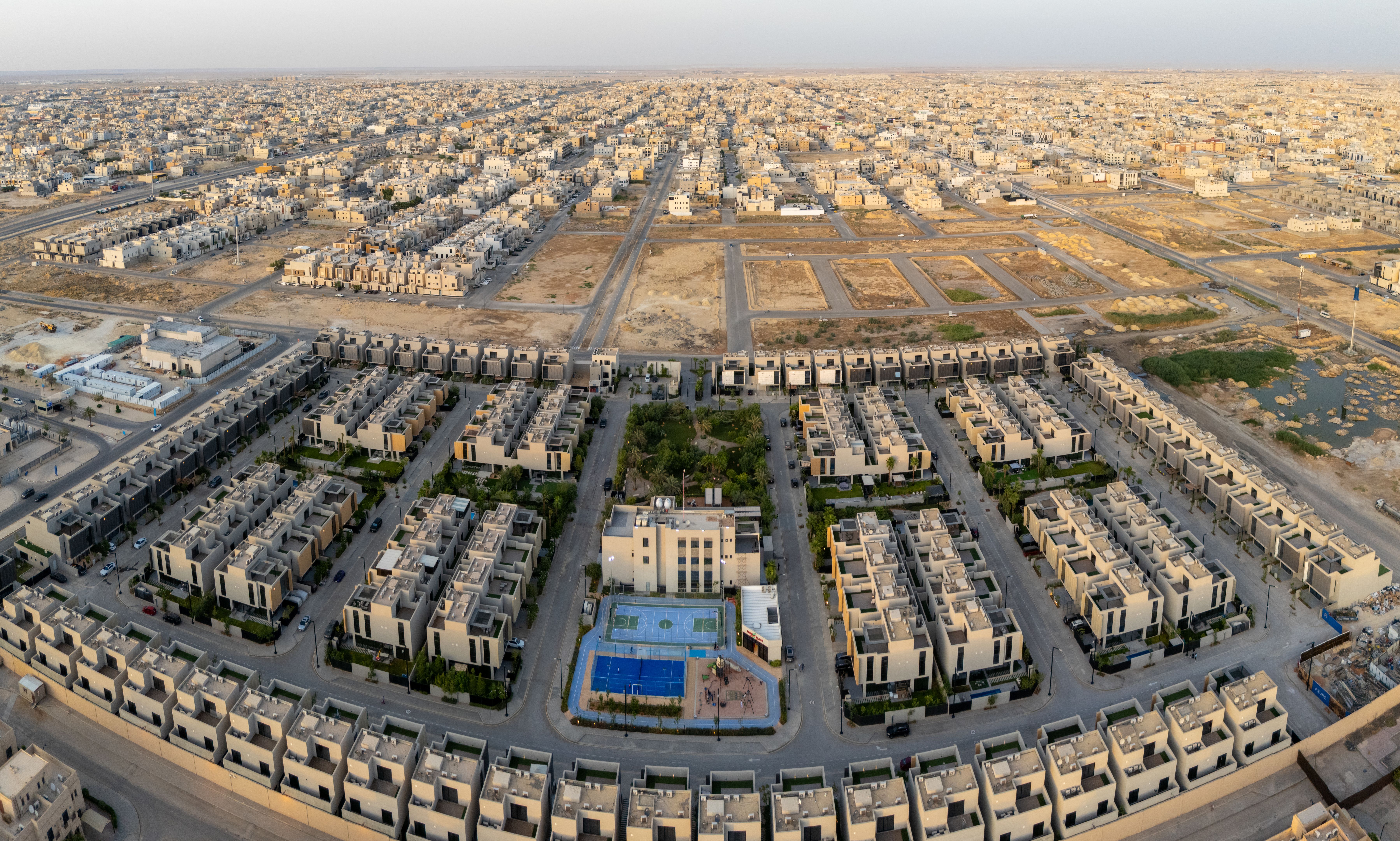 saudi arabia housing