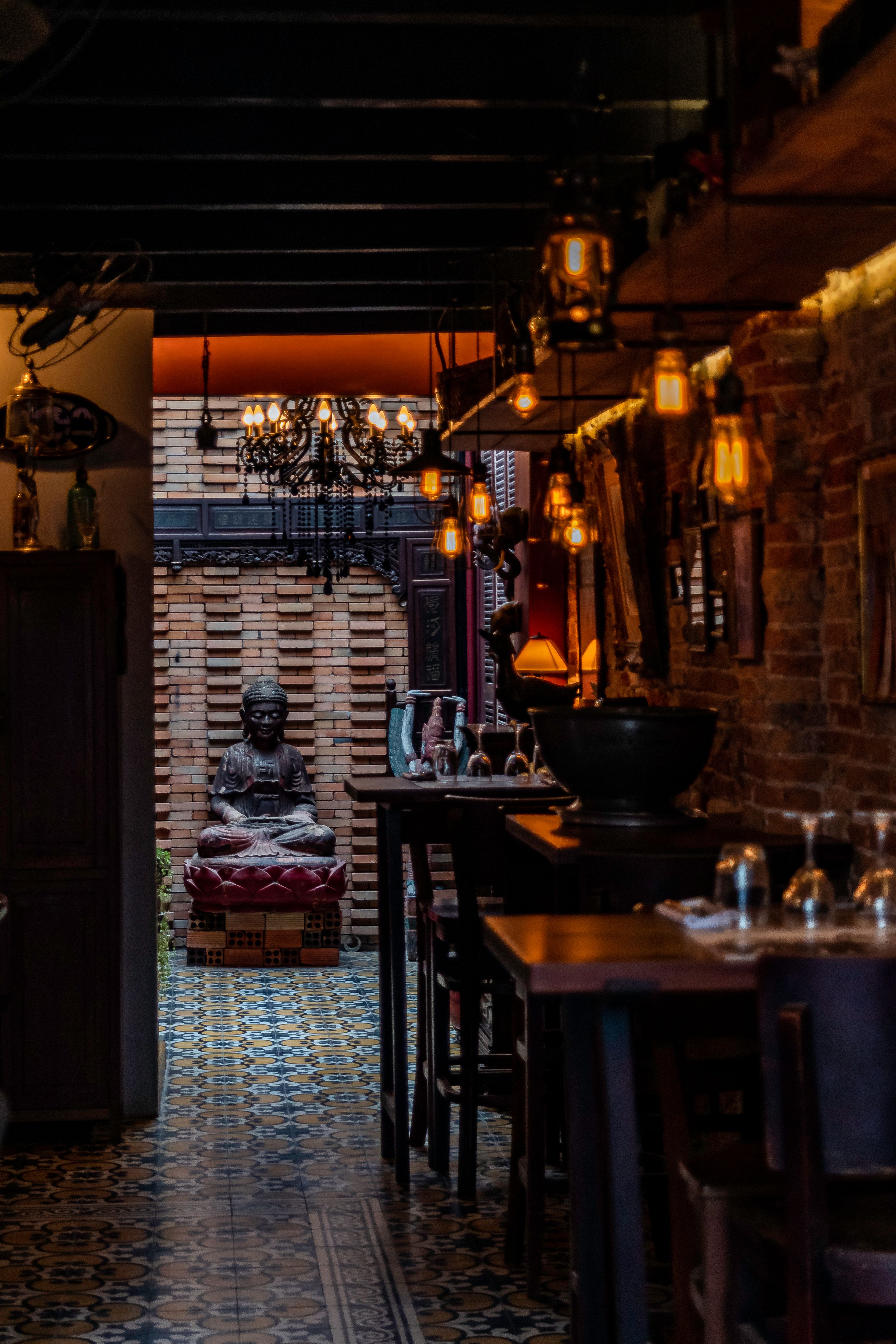 restaurant interior siem reap